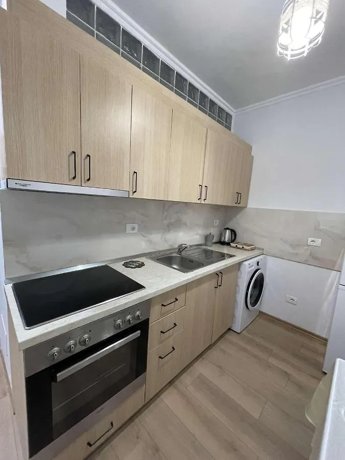 Finesse Apartment Komuna E Parisit Tiran Arnavutluk