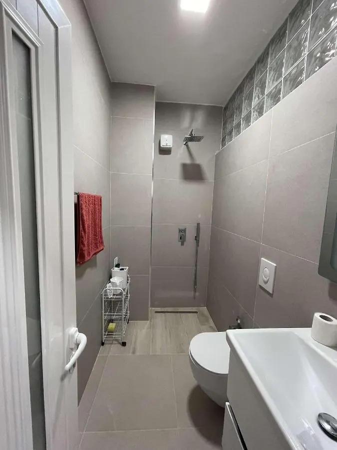 Finesse Apartment Komuna E Parisit Tirana